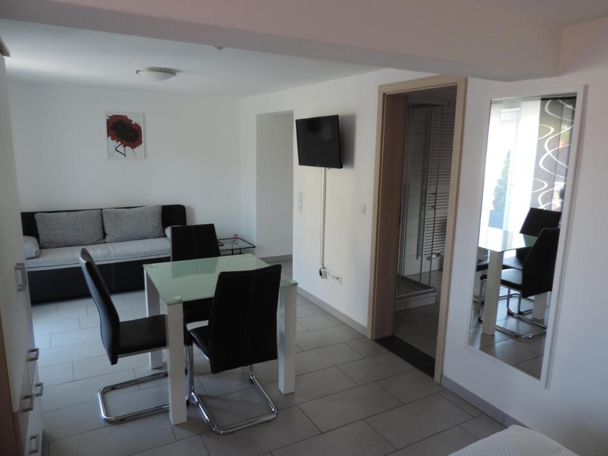 Pension Am Kirchberg Wehringen Экстерьер фото