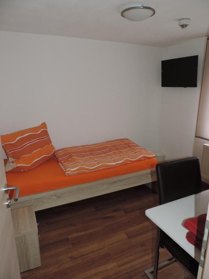 Pension Am Kirchberg Wehringen Экстерьер фото